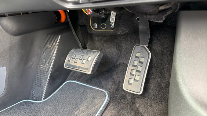 Hyundai Ioniq 6 N 478kW 84 kWh 4dr Auto [Vision Roof] Electric Saloon - Image 33